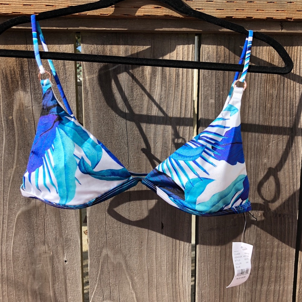 Bikini top